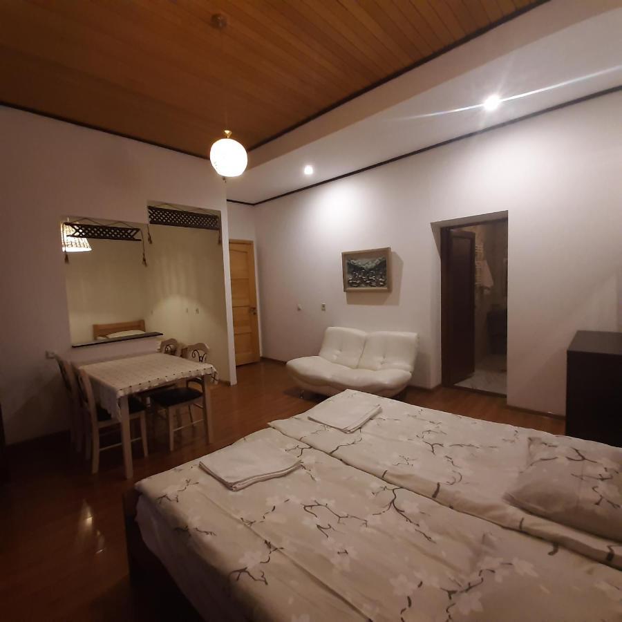 Sanli Mestia Quarto foto